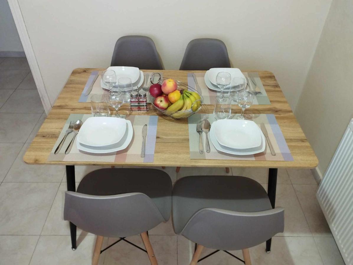 Istamos Apartment Stamni Luaran gambar