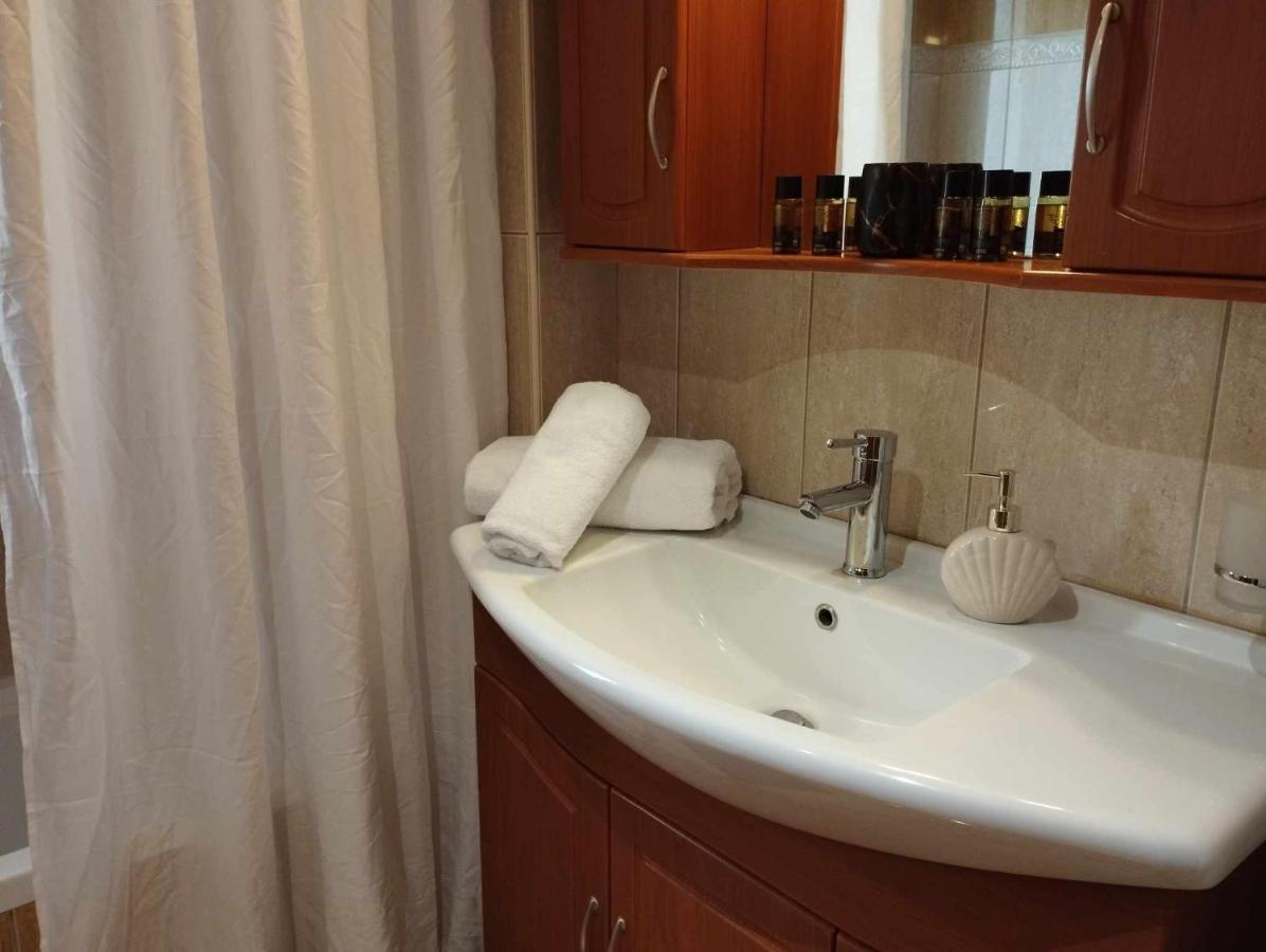 Istamos Apartment Stamni Luaran gambar